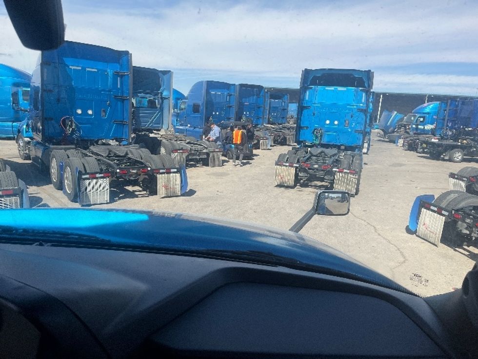 Sleeper Tractor-Heavy Duty Tractors-International-2020-LT625-El Paso-TX-727,581\n\t\tmiles-$ 29,750 - Image 14