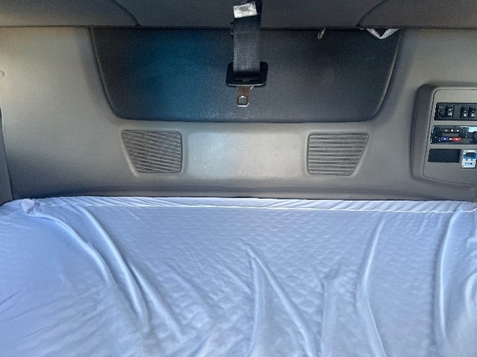 Sleeper Tractor-Heavy Duty Tractors-International-2020-LT625-El Paso-TX-727,581\n\t\tmiles-$ 29,750 - Image 16