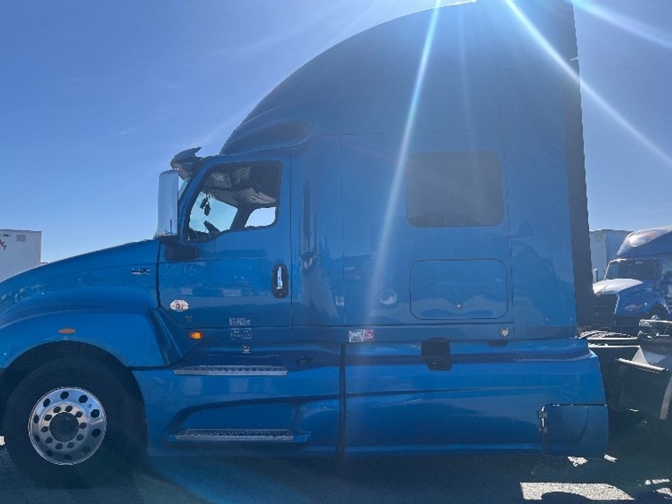 Sleeper Tractor-Heavy Duty Tractors-International-2020-LT625-El Paso-TX-727,692\n\t\tmiles-$ 29,750 - Image 4