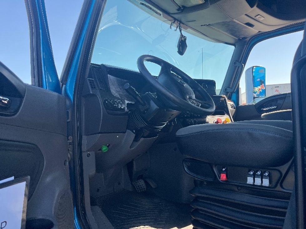 Sleeper Tractor-Heavy Duty Tractors-International-2020-LT625-El Paso-TX-727,692\n\t\tmiles-$ 29,750 - Image 9