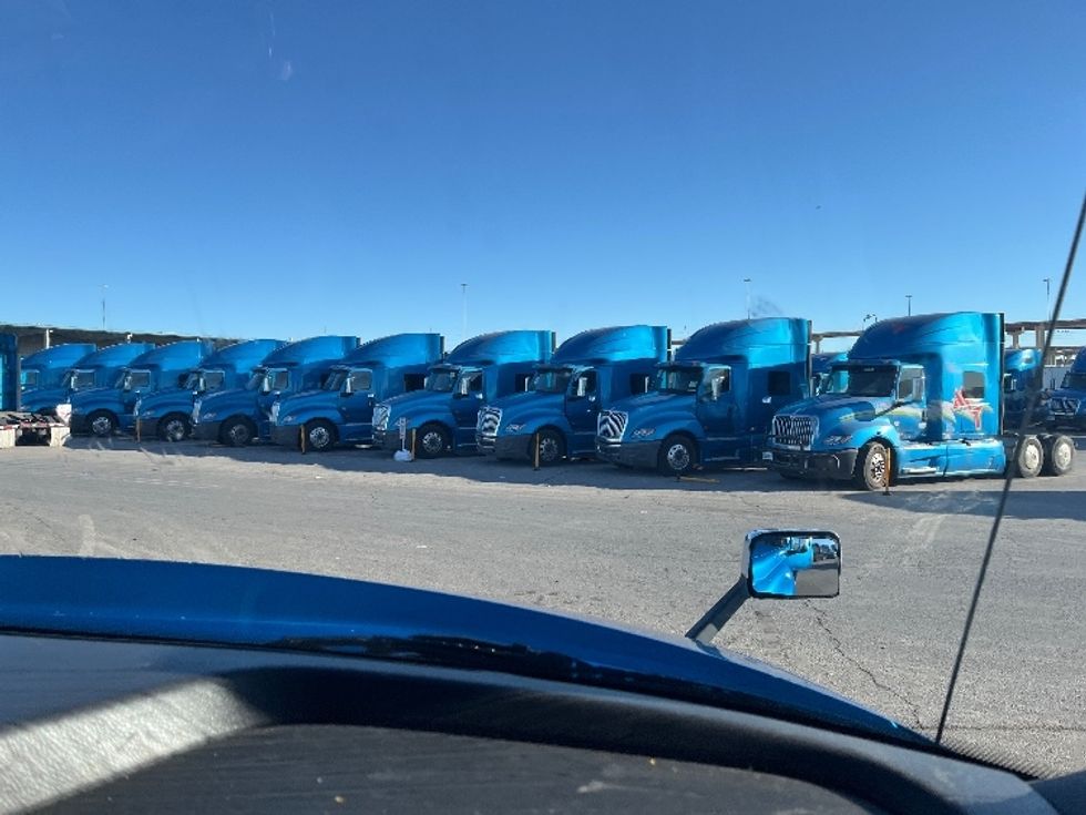 Sleeper Tractor-Heavy Duty Tractors-International-2020-LT625-El Paso-TX-730,292\n\t\tmiles-$ 29,500 - Image 14