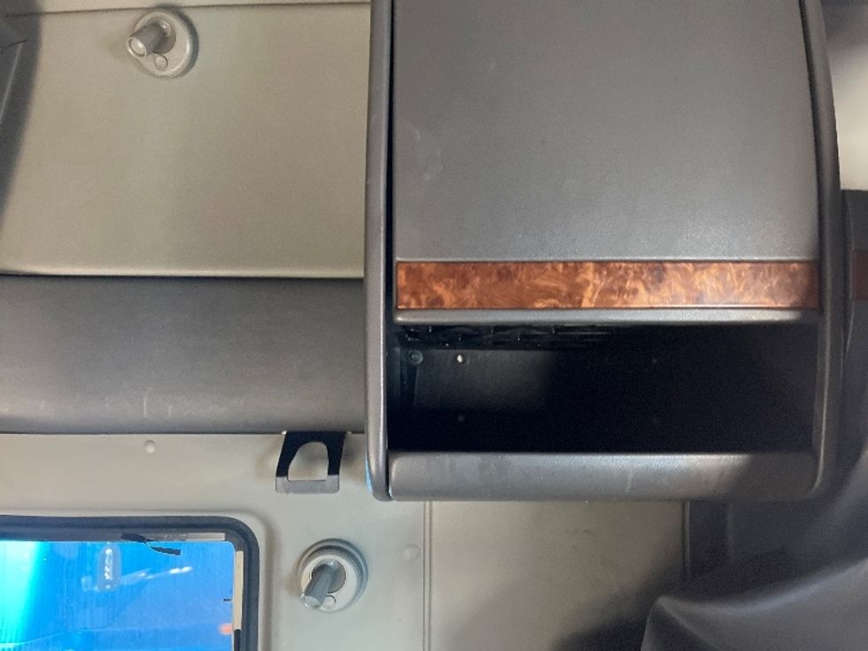 Sleeper Tractor-Heavy Duty Tractors-International-2020-LT625-El Paso-TX-730,292\n\t\tmiles-$ 29,500 - Image 18