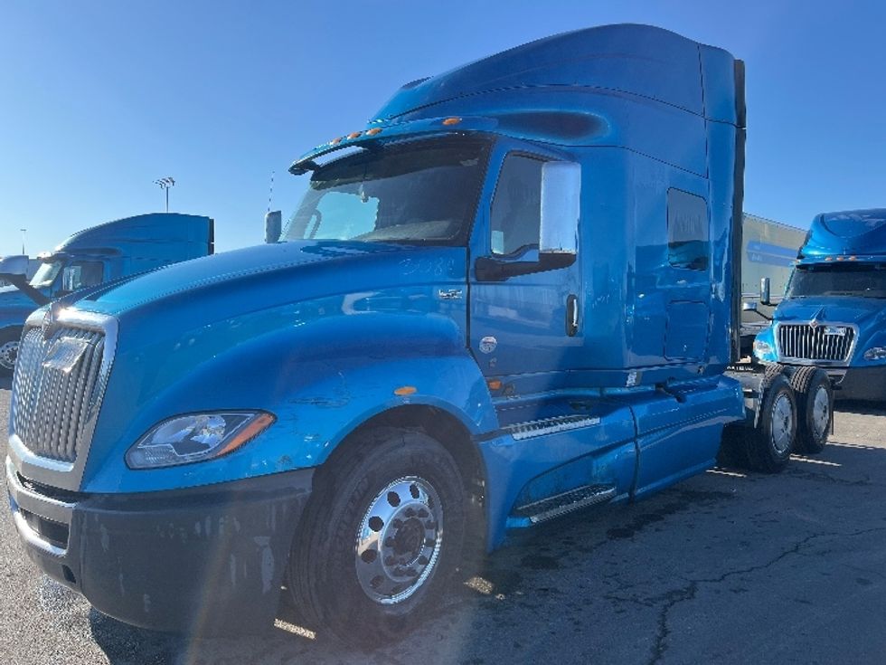 2020 International LT625 LT photo 3