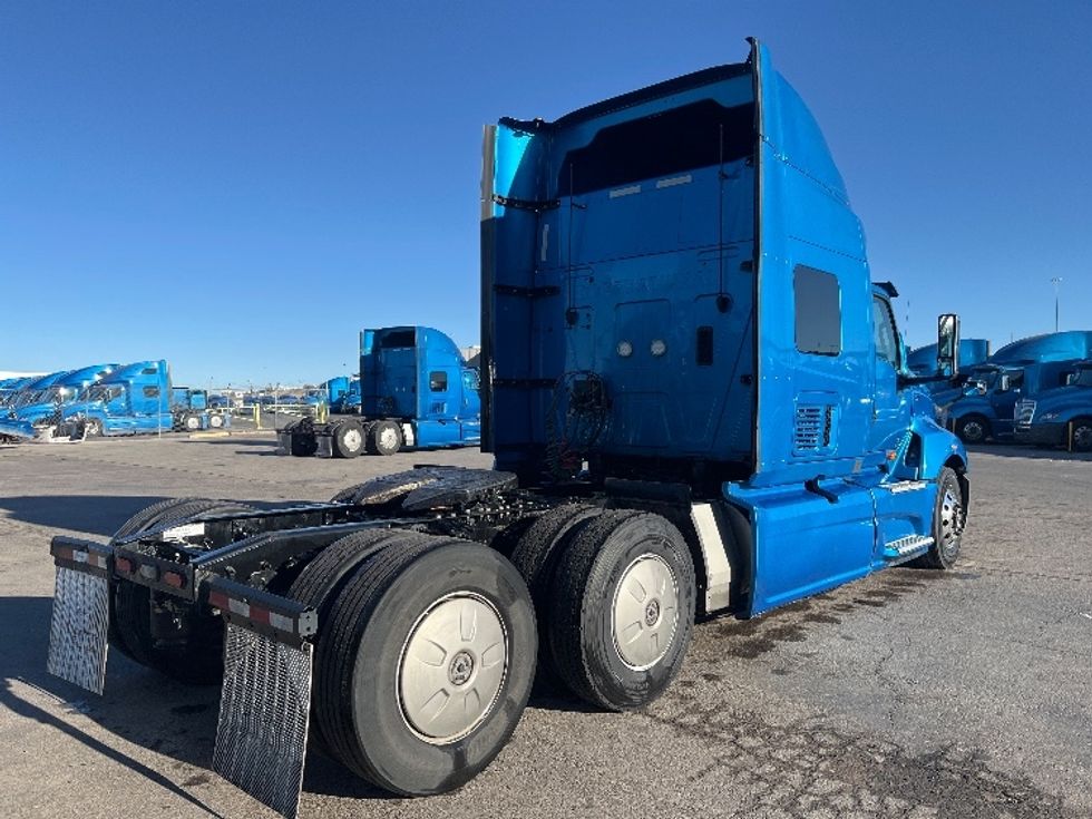 2020 International LT625 LT photo 6