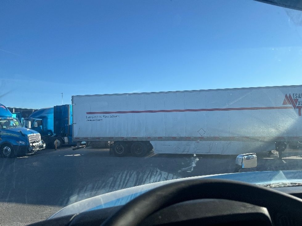 Sleeper Tractor-Heavy Duty Tractors-International-2020-LT625-El Paso-TX-730,533\n\t\tmiles-$ 29,500 - Image 11