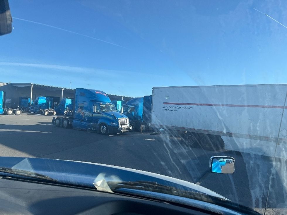 Sleeper Tractor-Heavy Duty Tractors-International-2020-LT625-El Paso-TX-730,533\n\t\tmiles-$ 29,500 - Image 14