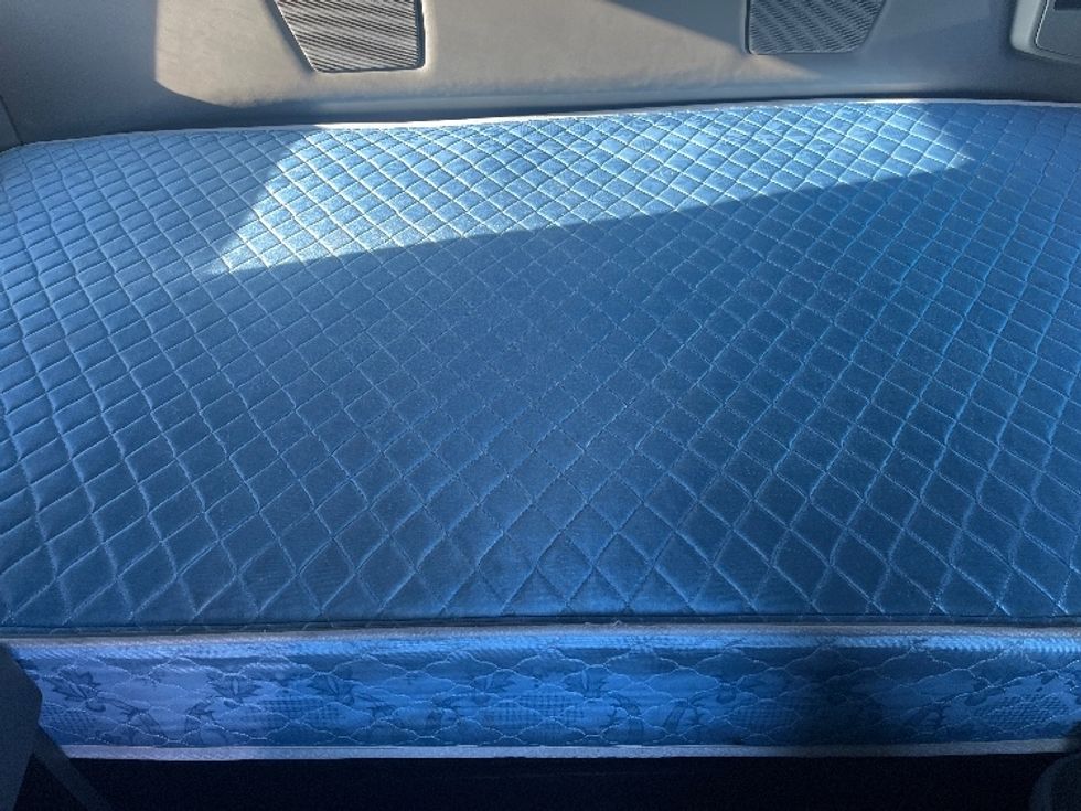 Sleeper Tractor-Heavy Duty Tractors-International-2020-LT625-El Paso-TX-730,533\n\t\tmiles-$ 29,500 - Image 17