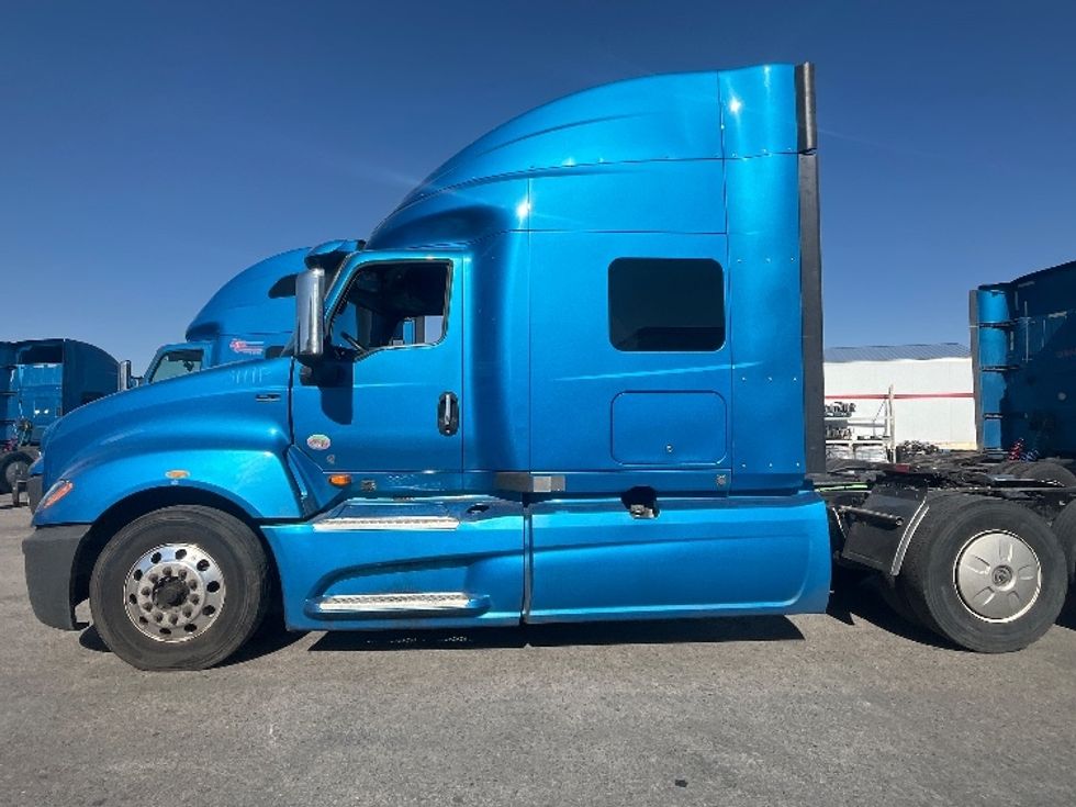 Sleeper Tractor-Heavy Duty Tractors-International-2020-LT625-El Paso-TX-731,620\n\t\tmiles-$ 29,500 - Image 4