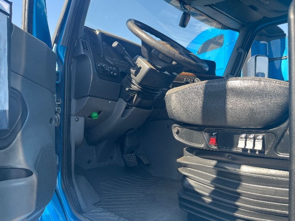 Sleeper Tractor-Heavy Duty Tractors-International-2020-LT625-El Paso-TX-731,620\n\t\tmiles-$ 29,500 - Image 9