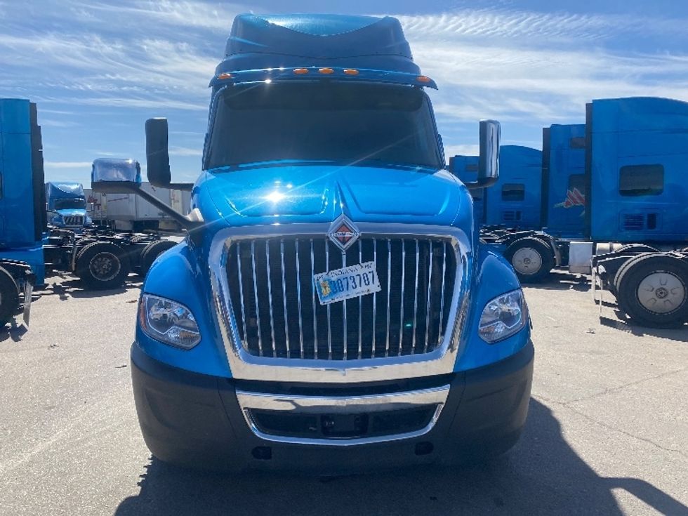 2020 International LT625 LT photo 2