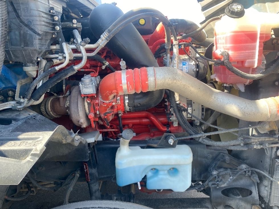 2020 International LT625 LT photo 18