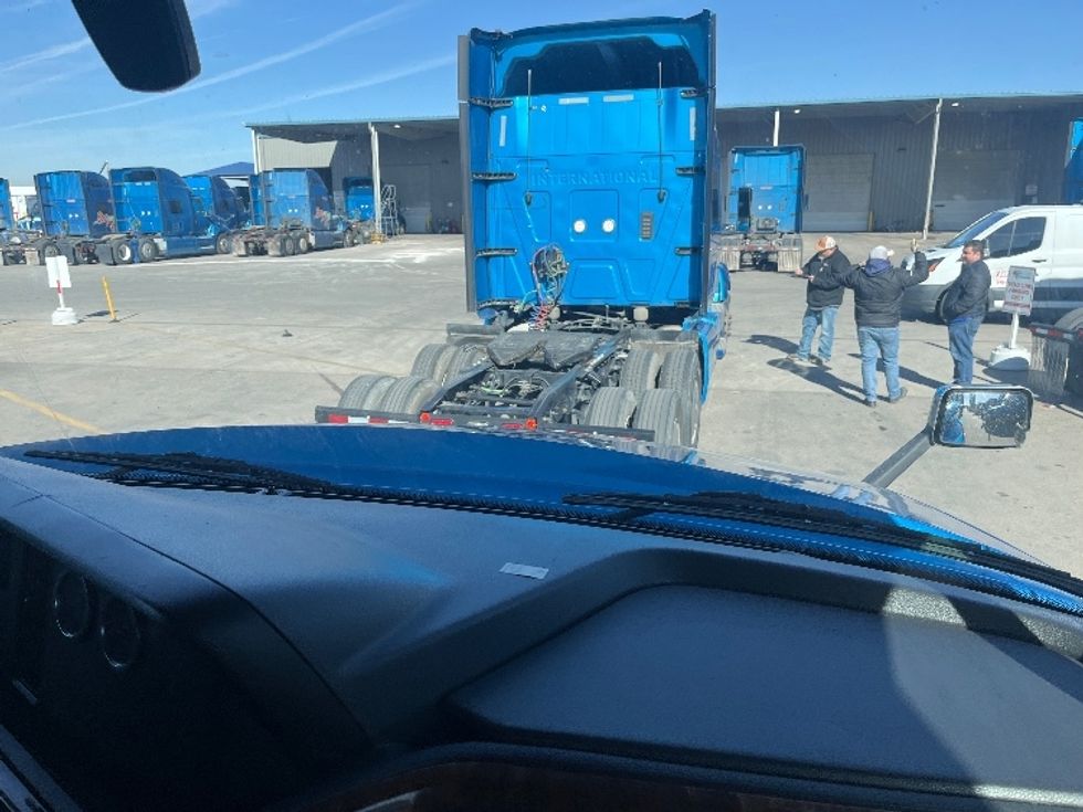 Sleeper Tractor-Heavy Duty Tractors-International-2020-LT625-El Paso-TX-734,173\n\t\tmiles-$ 29,250 - Image 14