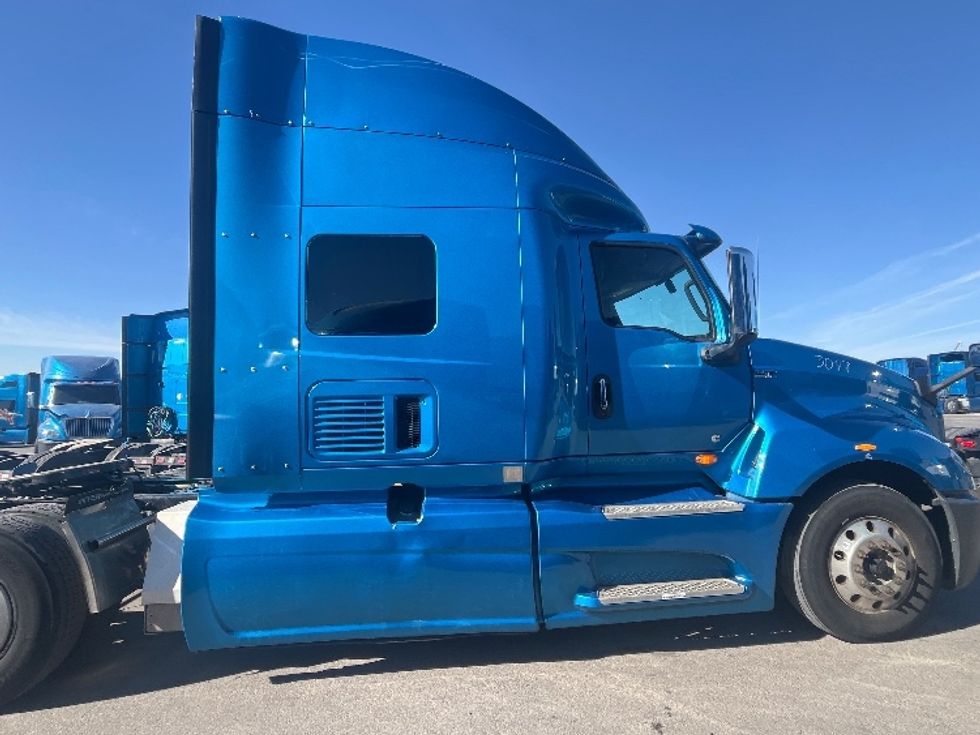 Sleeper Tractor-Heavy Duty Tractors-International-2020-LT625-El Paso-TX-734,173\n\t\tmiles-$ 29,250 - Image 8