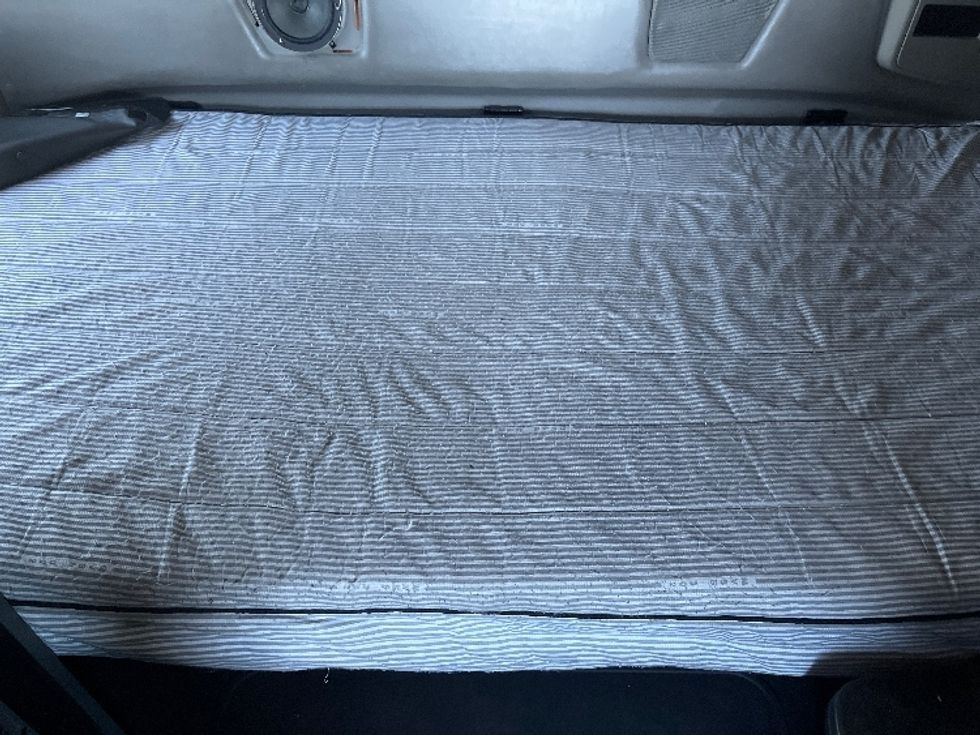 Sleeper Tractor-Heavy Duty Tractors-International-2020-LT625-El Paso-TX-734,681\n\t\tmiles-$ 29,250 - Image 17