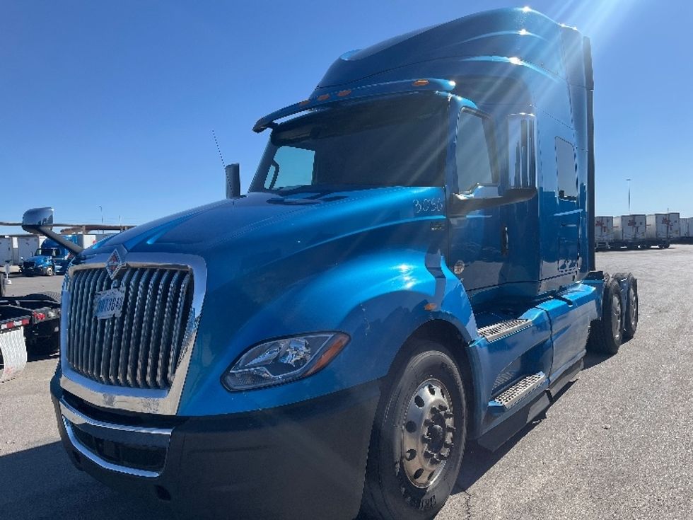 Sleeper Tractor-Heavy Duty Tractors-International-2020-LT625-El Paso-TX-734,681\n\t\tmiles-$ 29,250 - Image 3