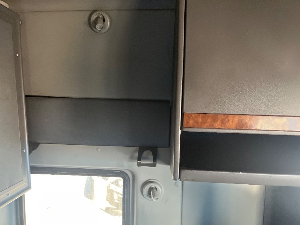 2020 International LT625 LT photo 16