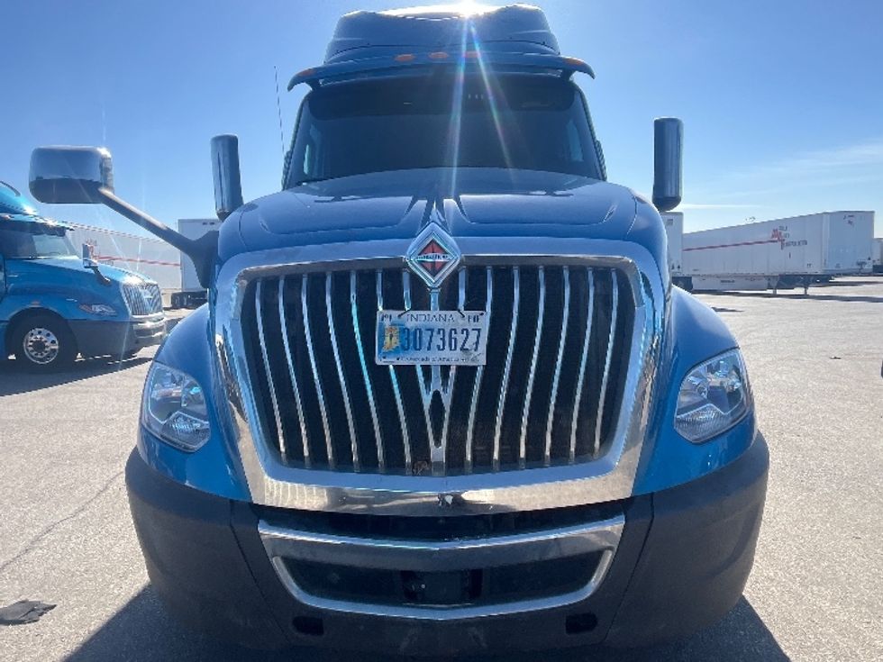 2020 International LT625 LT photo 2
