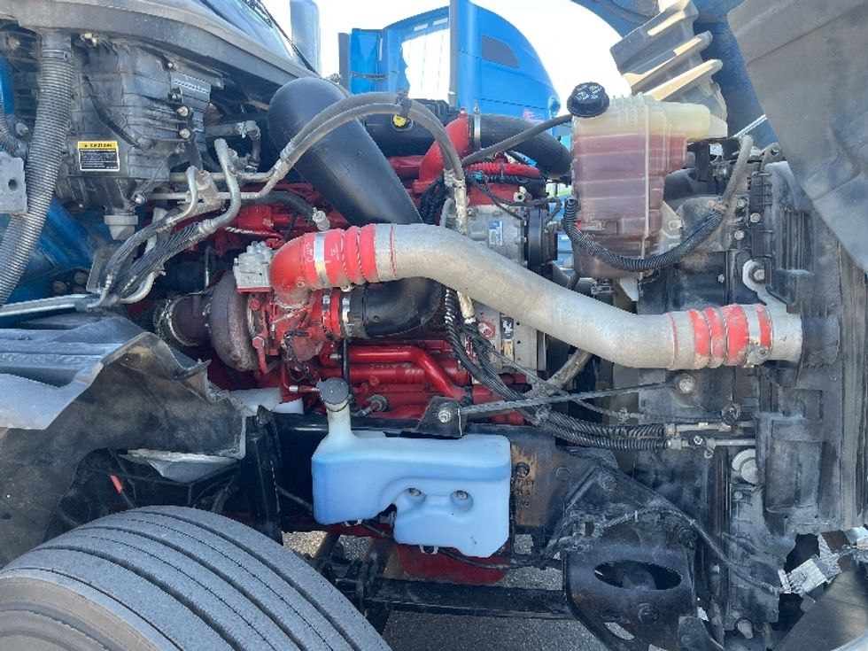 2020 International LT625 LT photo 17