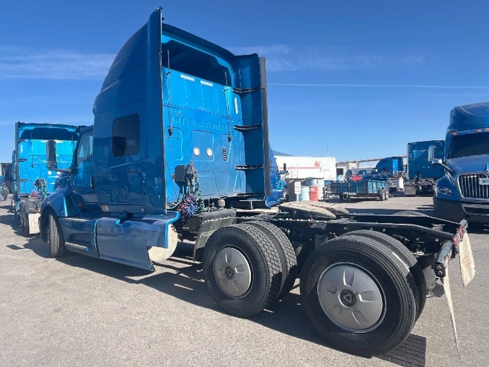 2020 International LT625 LT photo 5