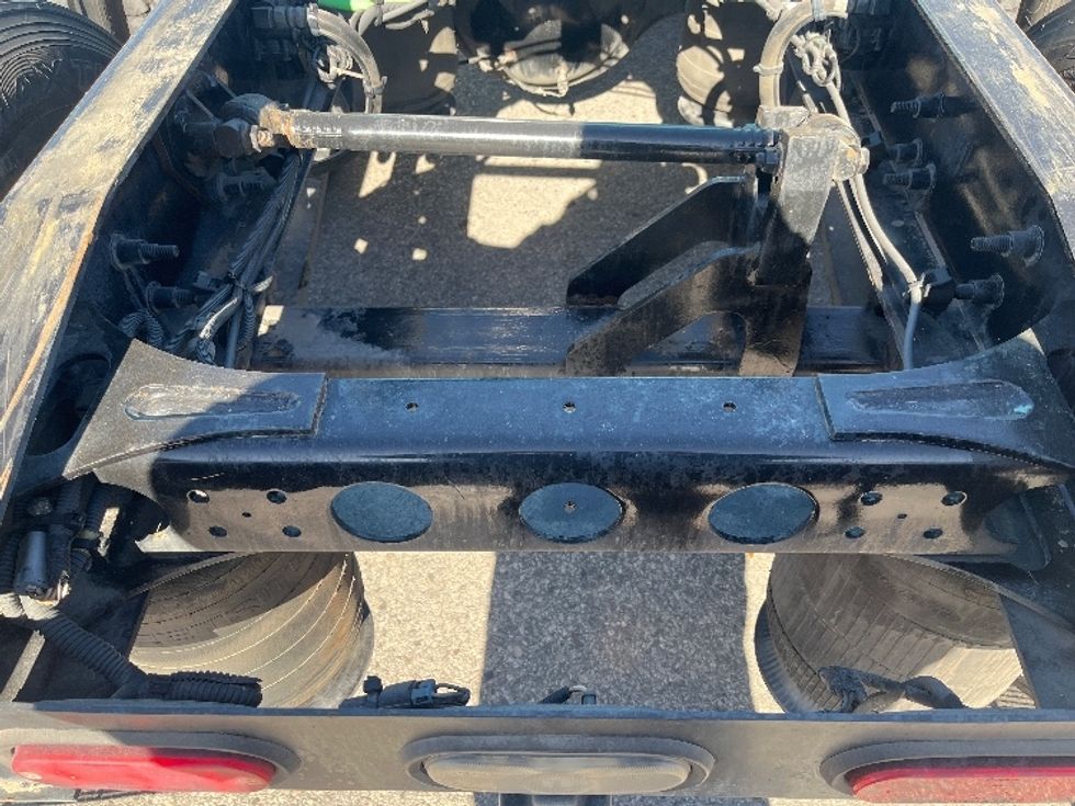 2020 International LT625 LT photo 6