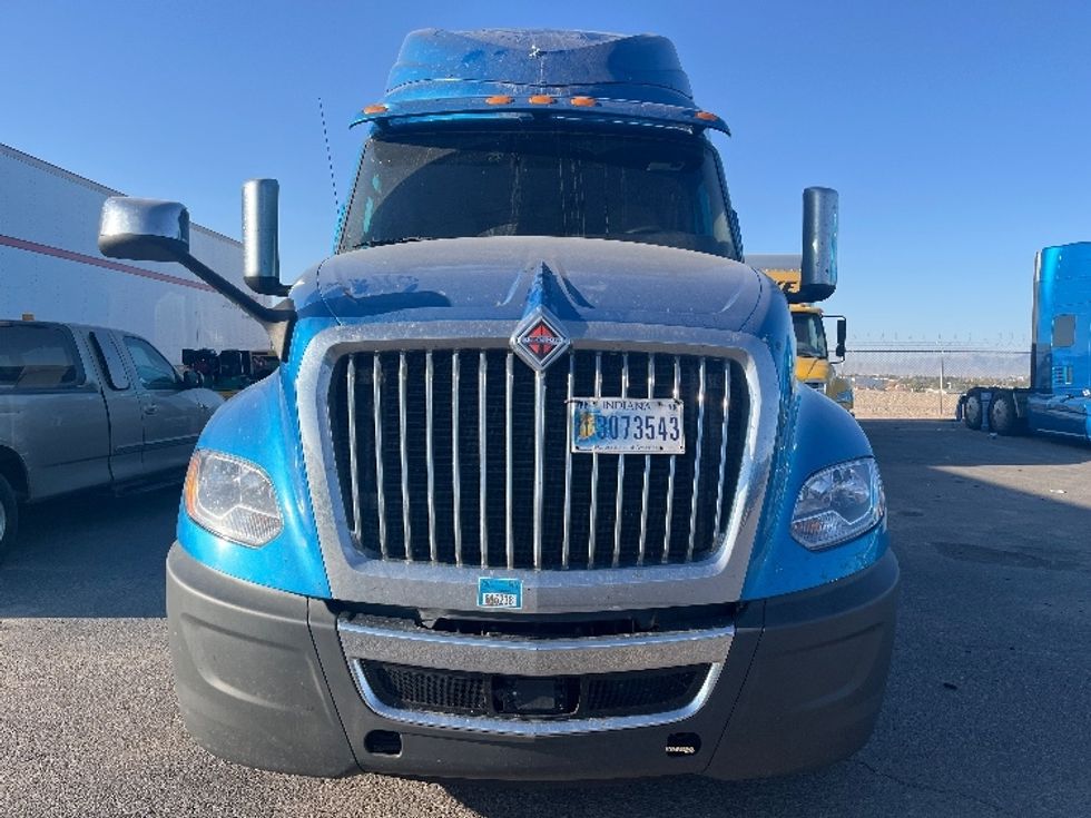 Sleeper Tractor-Heavy Duty Tractors-International-2020-LT625-El Paso-TX-735,301\n\t\tmiles-$ 28,000 - Image 2