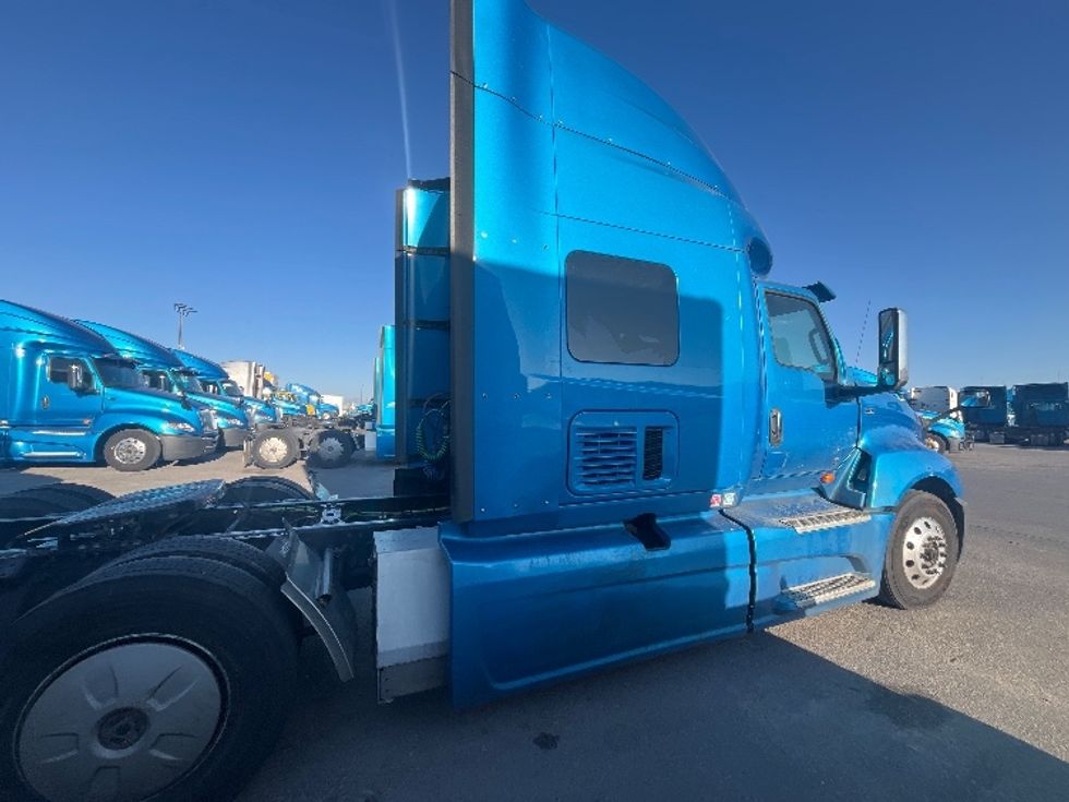 Sleeper Tractor-Heavy Duty Tractors-International-2020-LT625-El Paso-TX-735,301\n\t\tmiles-$ 28,000 - Image 8