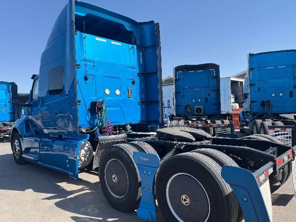 Sleeper Tractor-Heavy Duty Tractors-International-2020-LT625-El Paso-TX-736,777\n\t\tmiles-$ 29,250 - Image 5