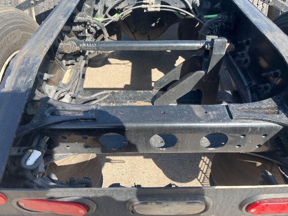 Sleeper Tractor-Heavy Duty Tractors-International-2020-LT625-El Paso-TX-736,777\n\t\tmiles-$ 29,250 - Image 6