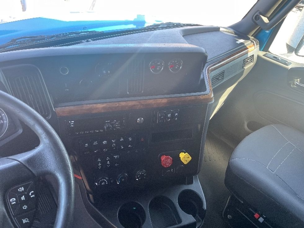 Sleeper Tractor-Heavy Duty Tractors-International-2020-LT625-El Paso-TX-737,824\n\t\tmiles-$ 29,000 - Image 10