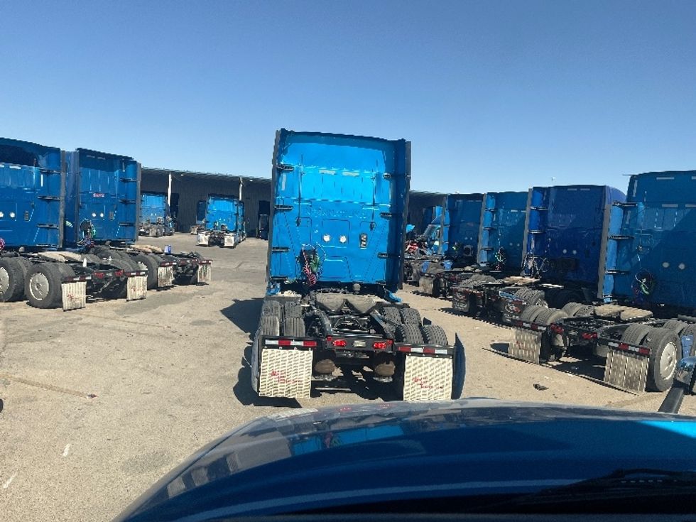 Sleeper Tractor-Heavy Duty Tractors-International-2020-LT625-El Paso-TX-737,824\n\t\tmiles-$ 29,000 - Image 11