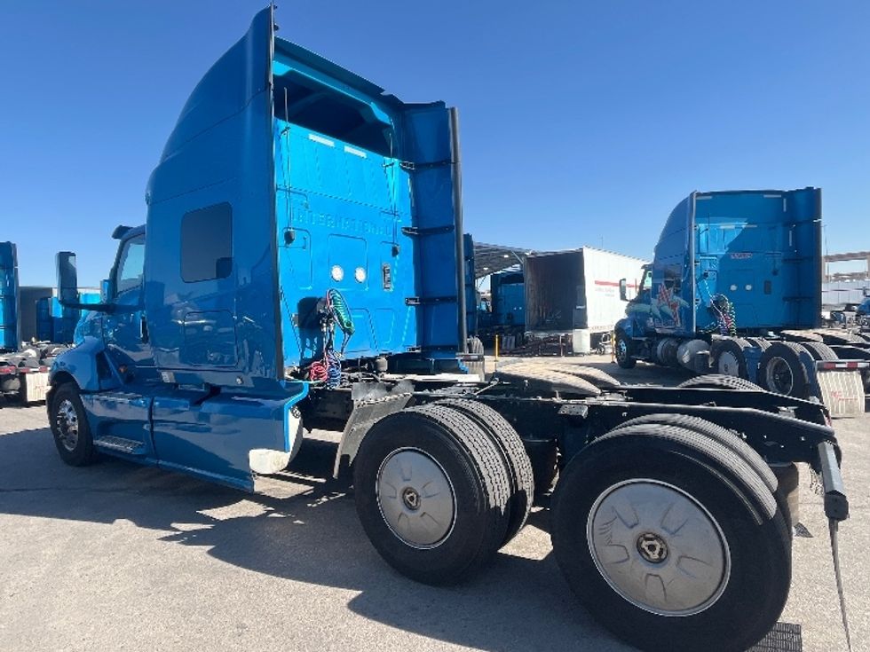 Sleeper Tractor-Heavy Duty Tractors-International-2020-LT625-El Paso-TX-739,519\n\t\tmiles-$ 29,000 - Image 5