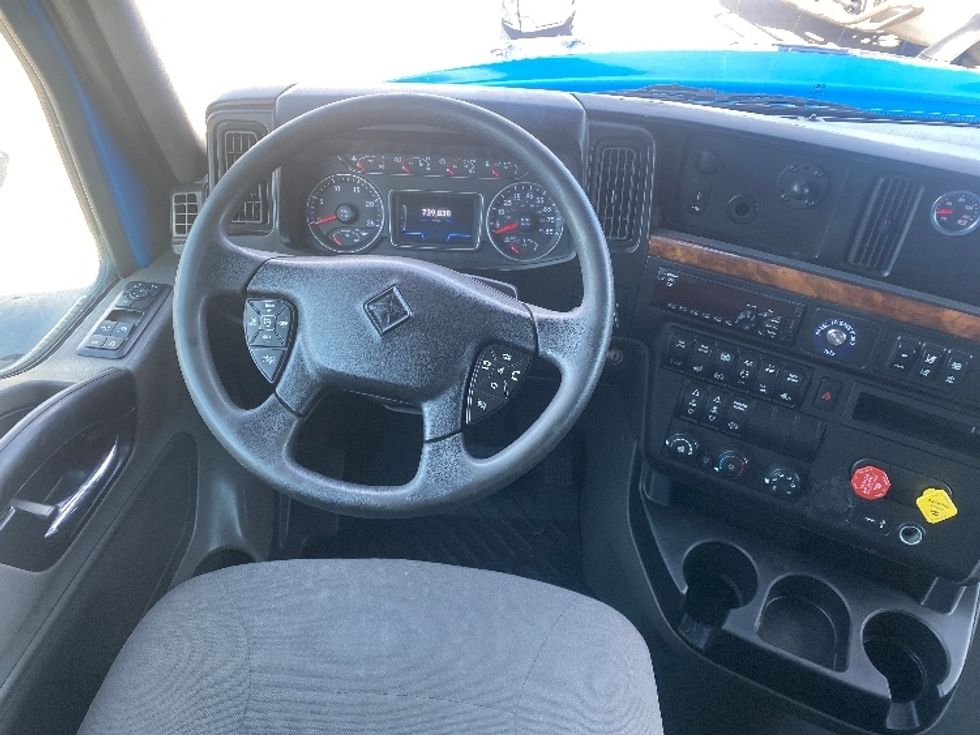 Sleeper Tractor-Heavy Duty Tractors-International-2020-LT625-El Paso-TX-739,841\n\t\tmiles-$ 29,000 - Image 11