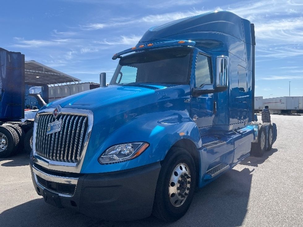 Sleeper Tractor-Heavy Duty Tractors-International-2020-LT625-El Paso-TX-739,841\n\t\tmiles-$ 29,000 - Image 3