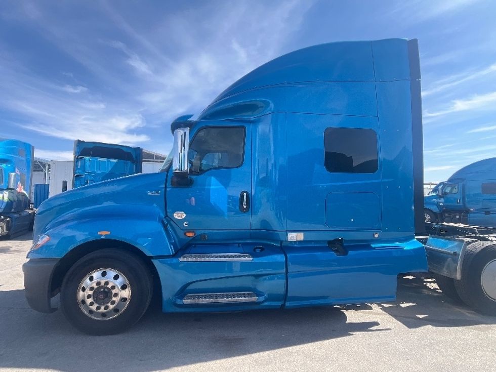 Sleeper Tractor-Heavy Duty Tractors-International-2020-LT625-El Paso-TX-739,841\n\t\tmiles-$ 29,000 - Image 4