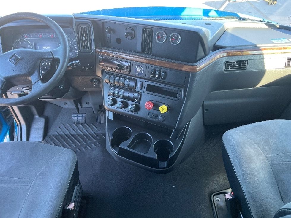 Sleeper Tractor-Heavy Duty Tractors-International-2020-LT625-El Paso-TX-739,969\n\t\tmiles-$ 29,000 - Image 12