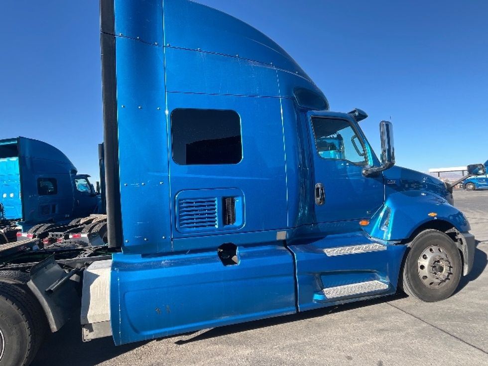 Sleeper Tractor-Heavy Duty Tractors-International-2020-LT625-El Paso-TX-739,969\n\t\tmiles-$ 29,000 - Image 8