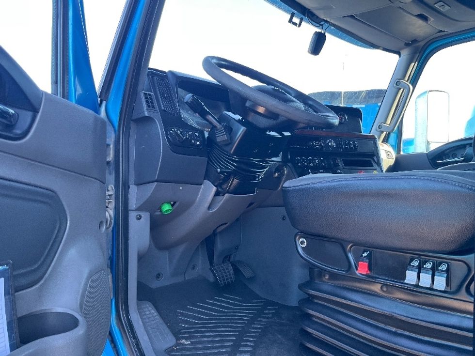 Sleeper Tractor-Heavy Duty Tractors-International-2020-LT625-El Paso-TX-739,969\n\t\tmiles-$ 29,000 - Image 9