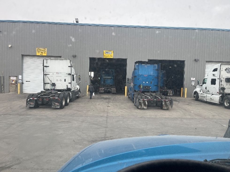 Sleeper Tractor-Heavy Duty Tractors-International-2020-LT625-El Paso-TX-741,213\n\t\tmiles-$ 28,000 - Image 11