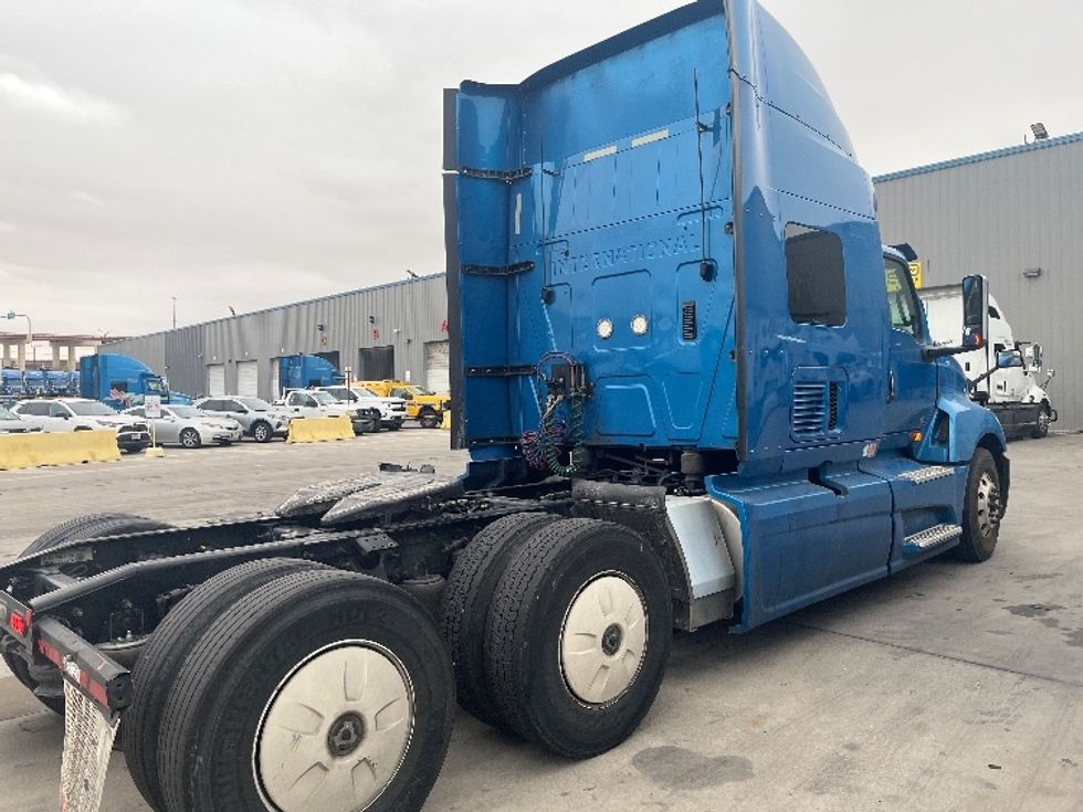 Sleeper Tractor-Heavy Duty Tractors-International-2020-LT625-El Paso-TX-741,213\n\t\tmiles-$ 28,000 - Image 7