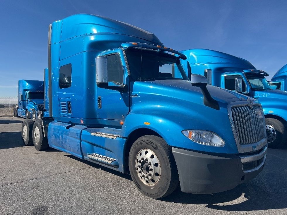 Sleeper Tractor-Heavy Duty Tractors-International-2020-LT625-El Paso-TX-743,506\n\t\tmiles-$ 28,750 - Image 1