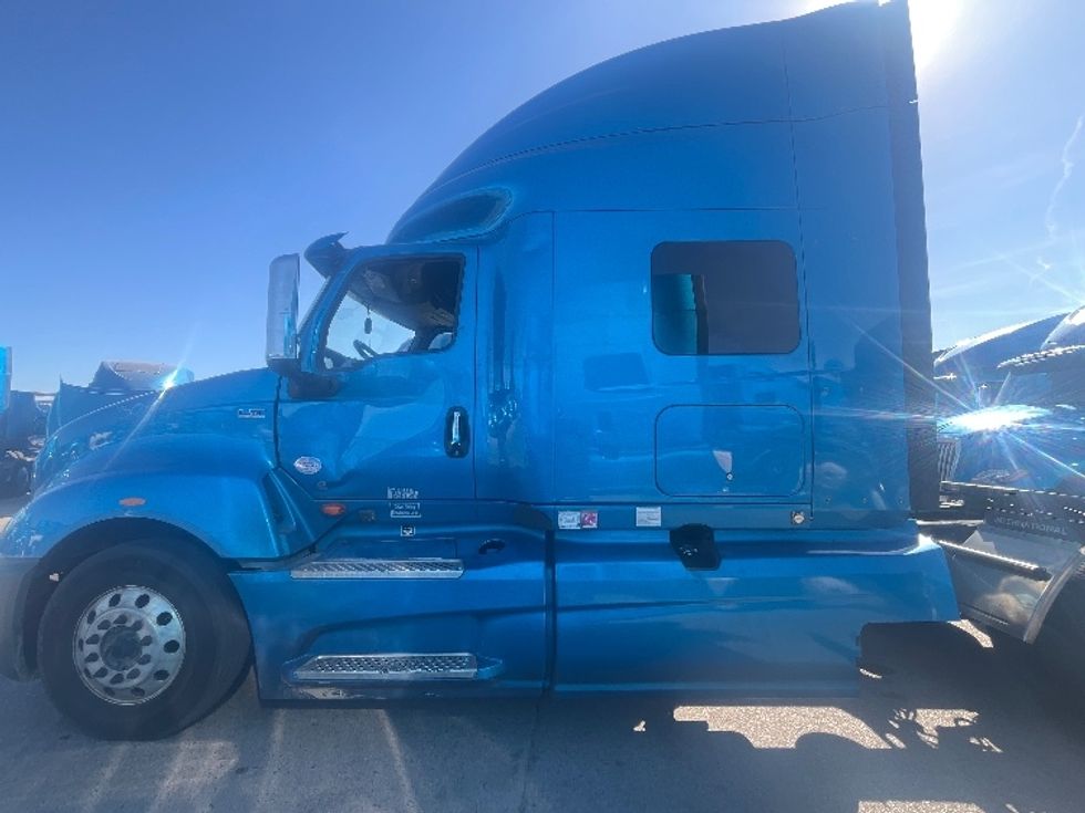 Sleeper Tractor-Heavy Duty Tractors-International-2020-LT625-El Paso-TX-743,506\n\t\tmiles-$ 28,750 - Image 4