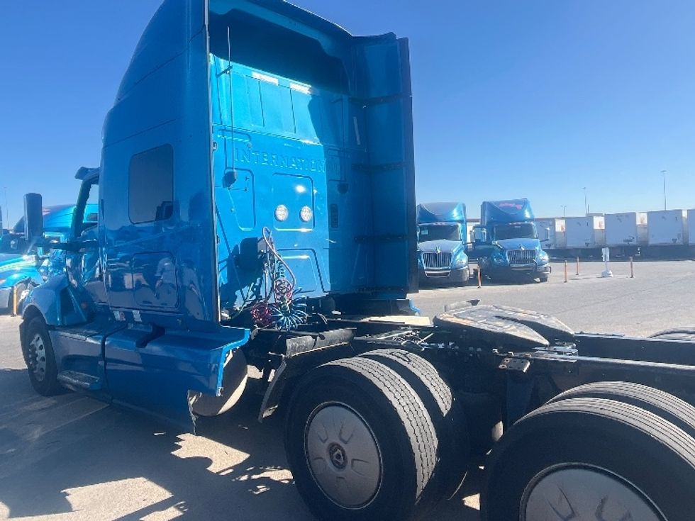 Sleeper Tractor-Heavy Duty Tractors-International-2020-LT625-El Paso-TX-743,506\n\t\tmiles-$ 28,750 - Image 5