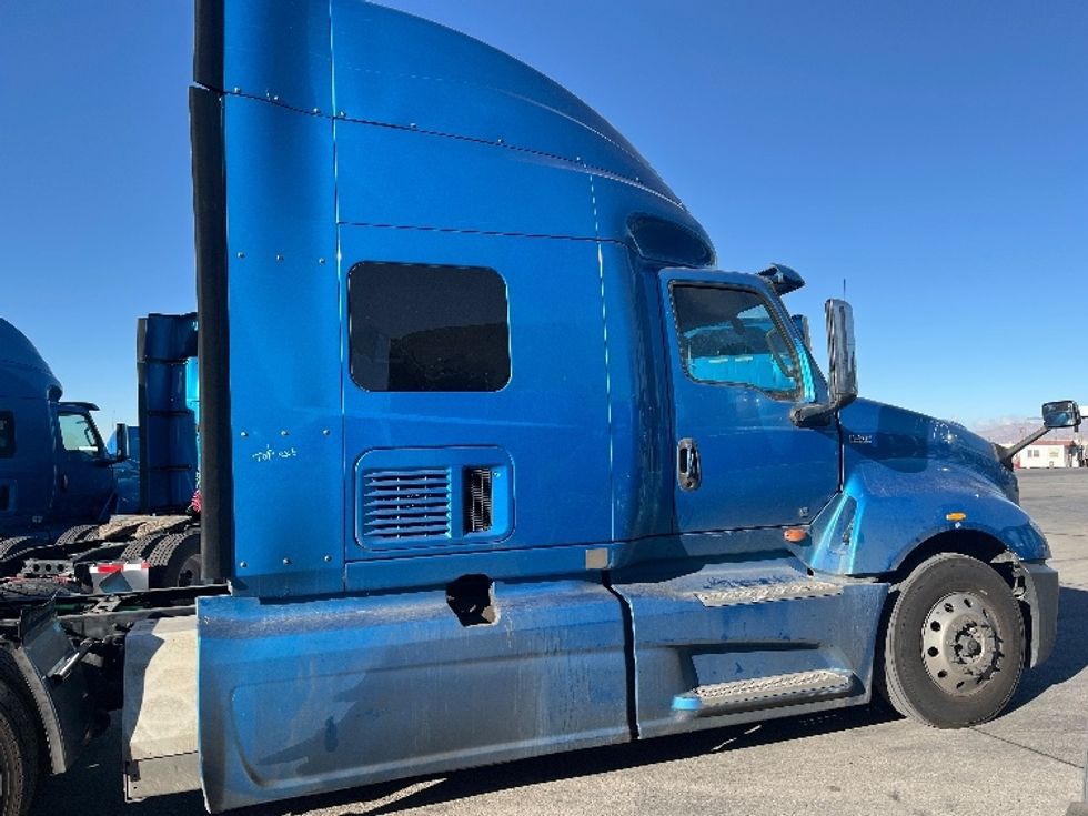 Sleeper Tractor-Heavy Duty Tractors-International-2020-LT625-El Paso-TX-744,340\n\t\tmiles-$ 28,750 - Image 8