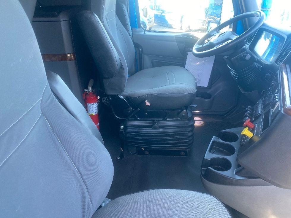 Sleeper Tractor-Heavy Duty Tractors-International-2020-LT625-El Paso-TX-745,360\n\t\tmiles-$ 28,500 - Image 15