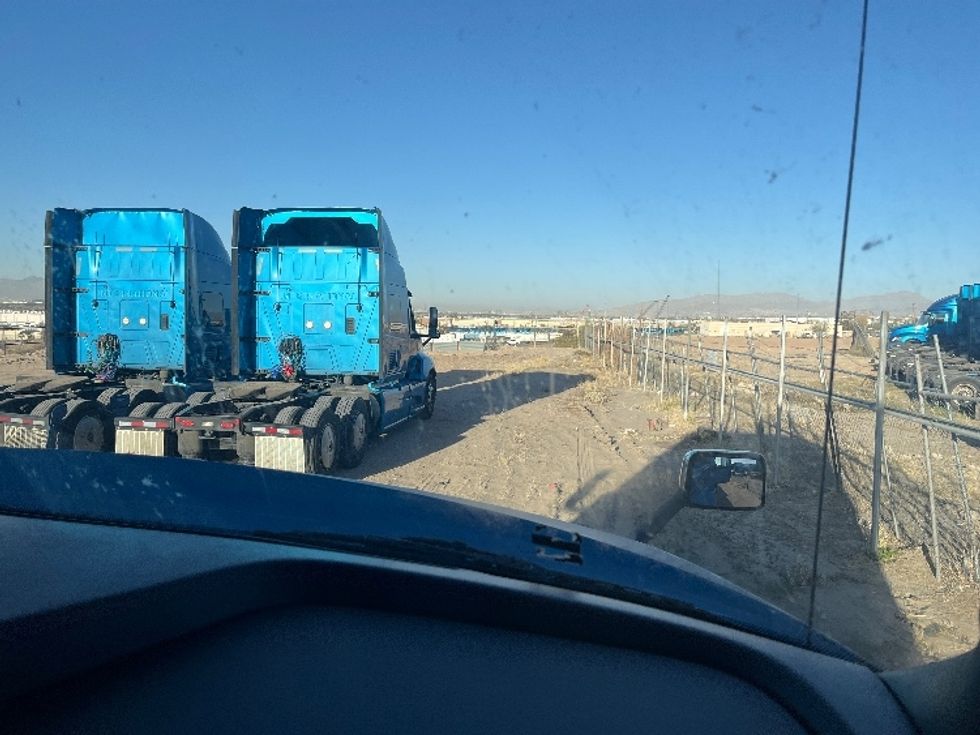 Sleeper Tractor-Heavy Duty Tractors-International-2020-LT625-El Paso-TX-745,534\n\t\tmiles-$ 28,500 - Image 14