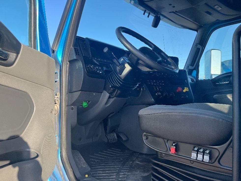 Sleeper Tractor-Heavy Duty Tractors-International-2020-LT625-El Paso-TX-745,534\n\t\tmiles-$ 28,500 - Image 9