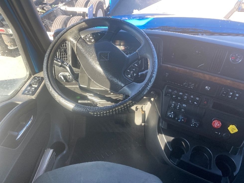 Sleeper Tractor-Heavy Duty Tractors-International-2020-LT625-El Paso-TX-746,347\n\t\tmiles-$ 28,500 - Image 11