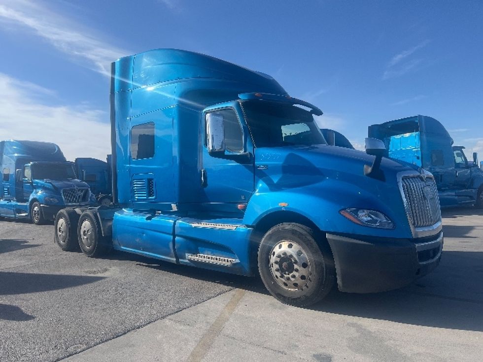 Sleeper Tractor-Heavy Duty Tractors-International-2020-LT625-El Paso-TX-748,888\n\t\tmiles-$ 28,250 - Image 1