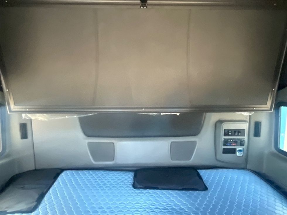 Sleeper Tractor-Heavy Duty Tractors-International-2020-LT625-El Paso-TX-748,888\n\t\tmiles-$ 28,250 - Image 16