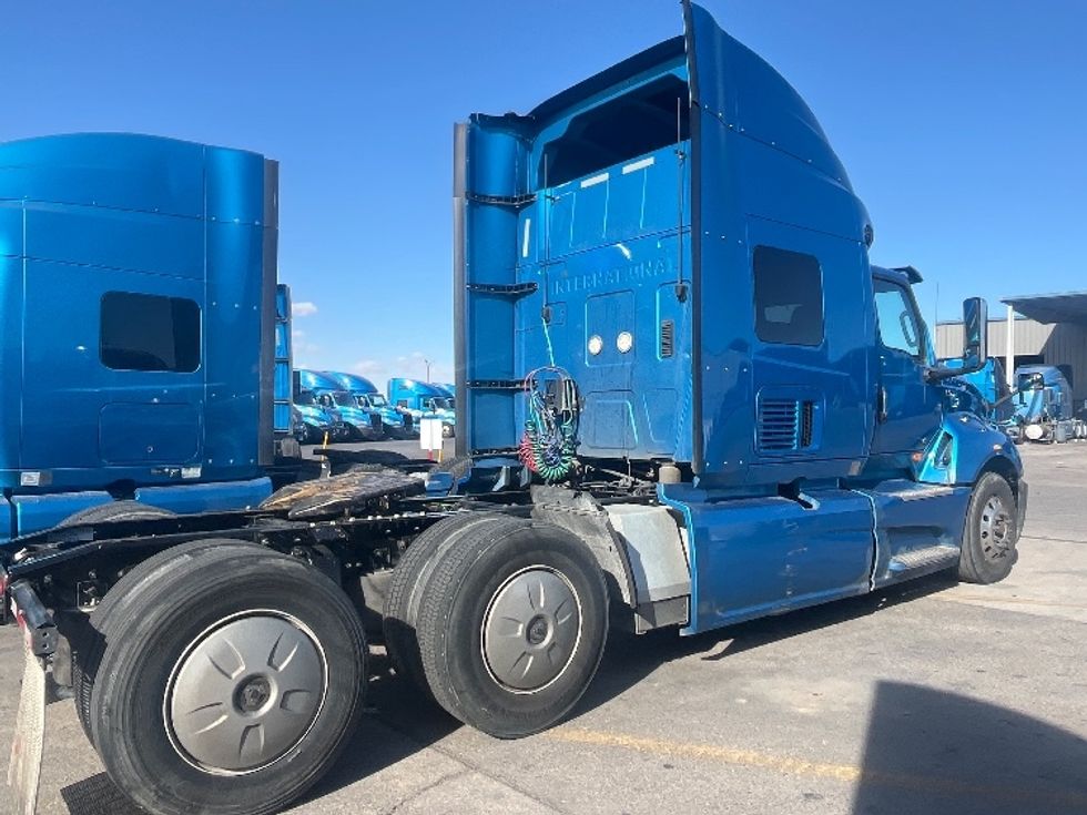 Sleeper Tractor-Heavy Duty Tractors-International-2020-LT625-El Paso-TX-748,888\n\t\tmiles-$ 28,250 - Image 7